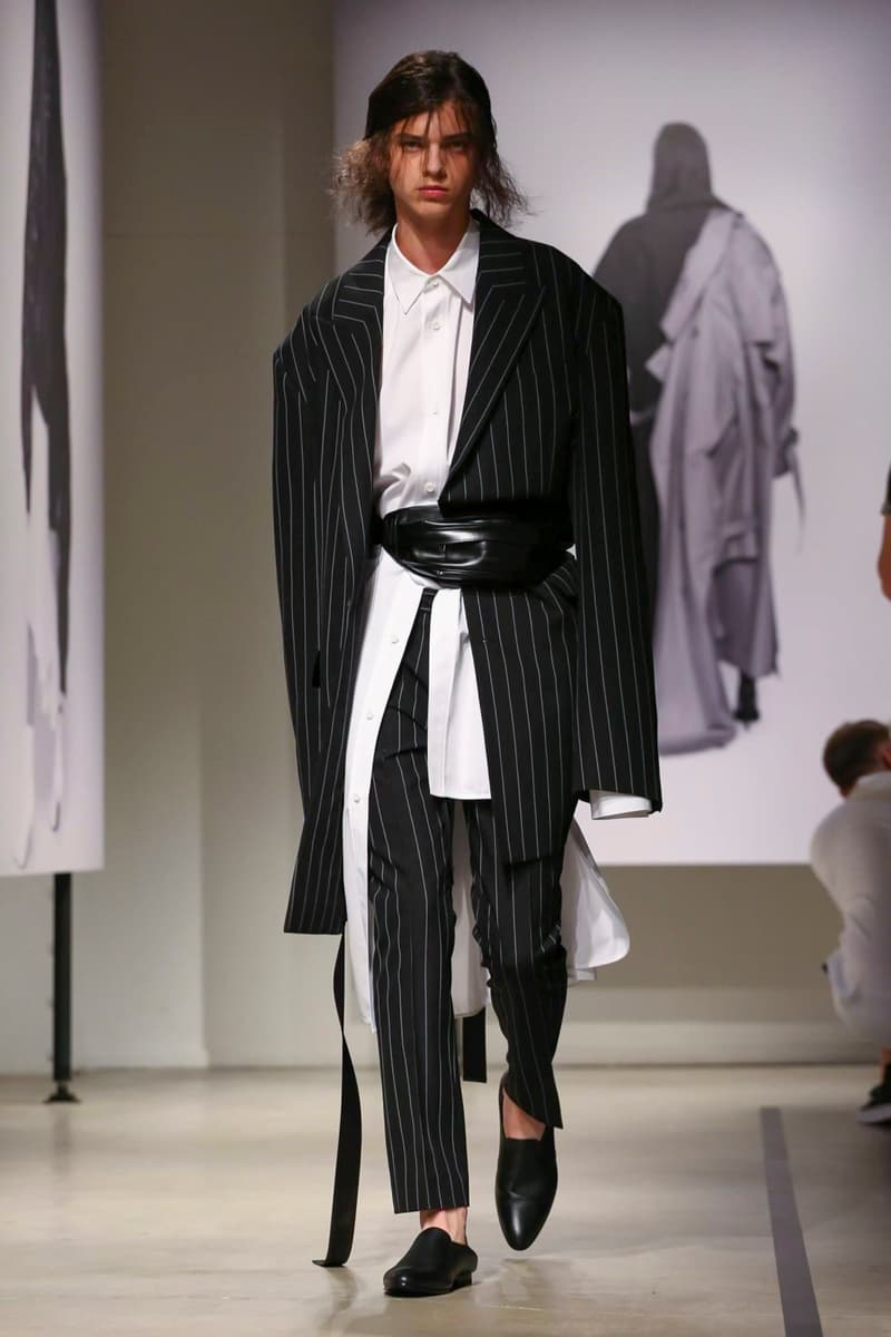 Juun. J 2018 Spring/Summer Collection Paris Fashion Week Men's Runway Show