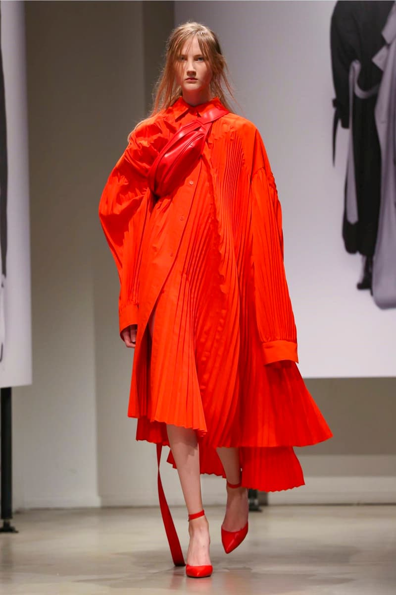 Juun. J 2018 Spring/Summer Collection Paris Fashion Week Men's Runway Show