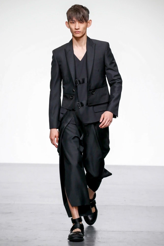 D.GNAK 2018 Spring Summer Collection London Fashion Week Men's Kang Dong Jun