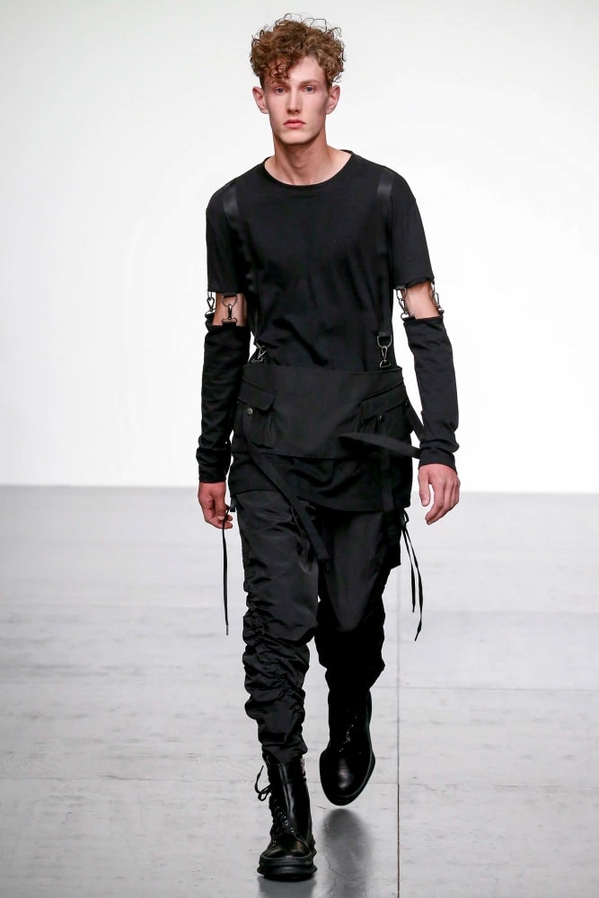 D.GNAK 2018 Spring Summer Collection London Fashion Week Men's Kang Dong Jun