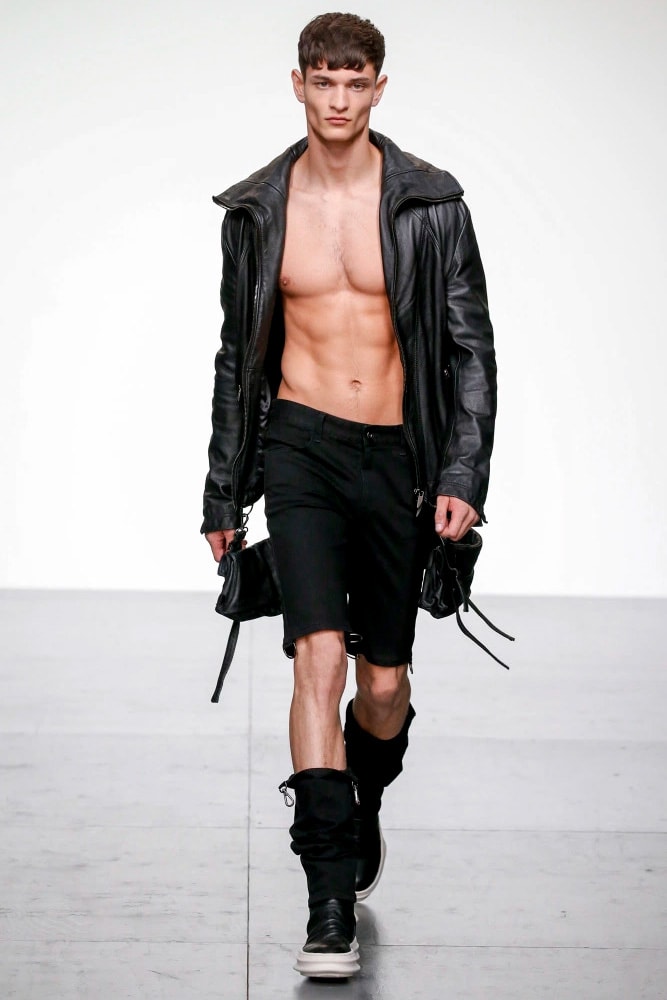 D.GNAK 2018 Spring Summer Collection London Fashion Week Men's Kang Dong Jun
