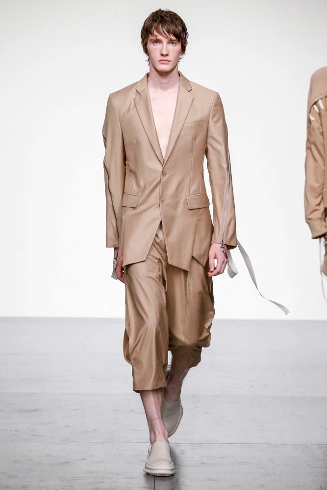 D.GNAK 2018 Spring Summer Collection London Fashion Week Men's Kang Dong Jun