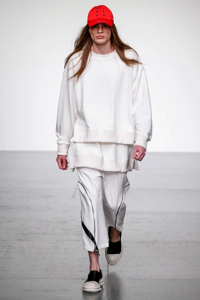 D.GNAK 2018 Spring Summer Collection London Fashion Week Men's Kang Dong Jun