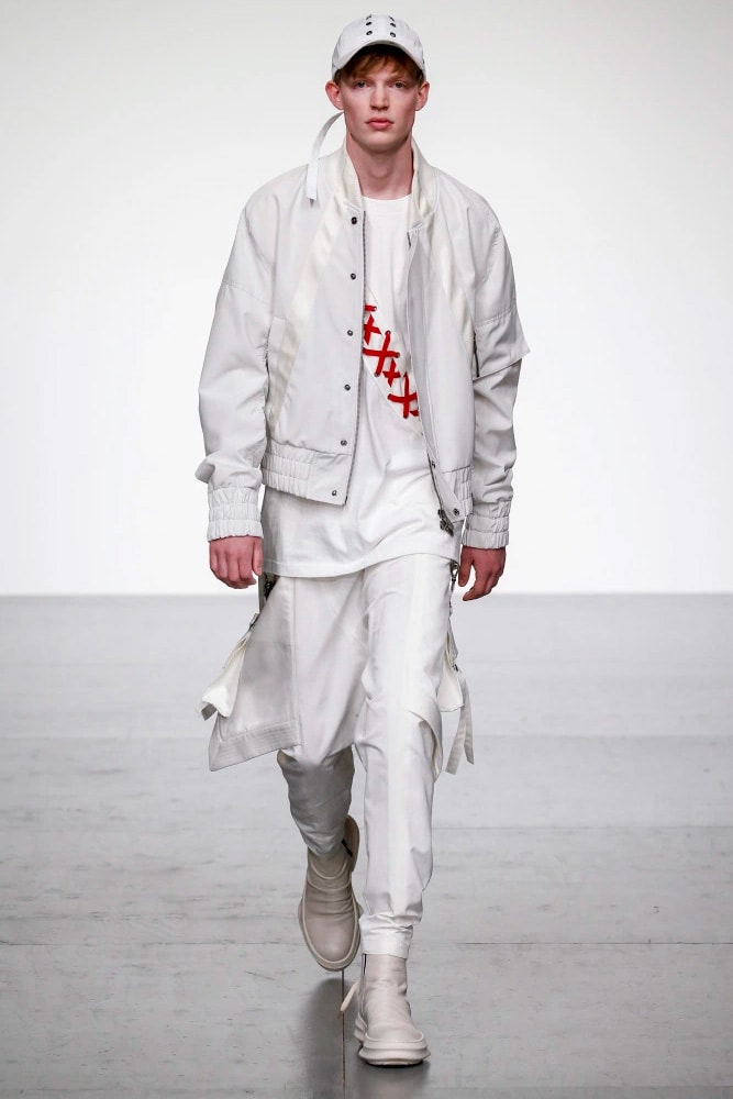 D.GNAK 2018 Spring Summer Collection London Fashion Week Men's Kang Dong Jun