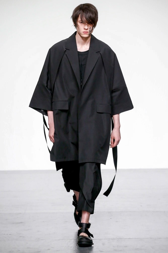 D.GNAK 2018 Spring Summer Collection London Fashion Week Men's Kang Dong Jun