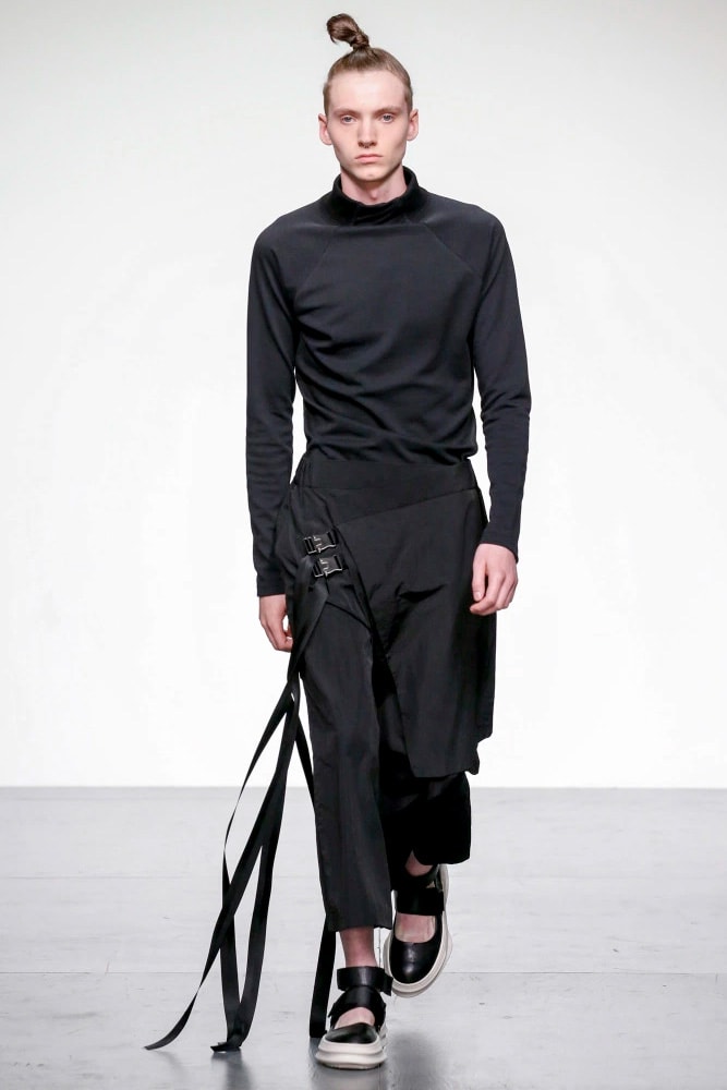 D.GNAK 2018 Spring Summer Collection London Fashion Week Men's Kang Dong Jun