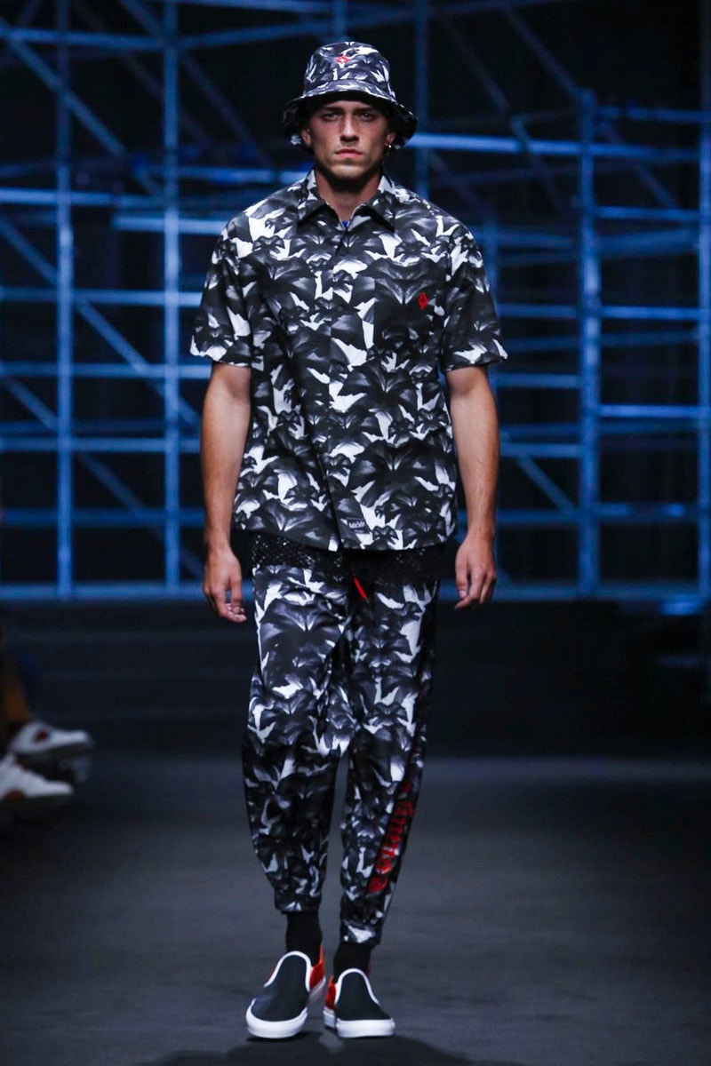 Marcelo Burlon Spring/Summer 2018 Collection Milan Fashion Week Men's