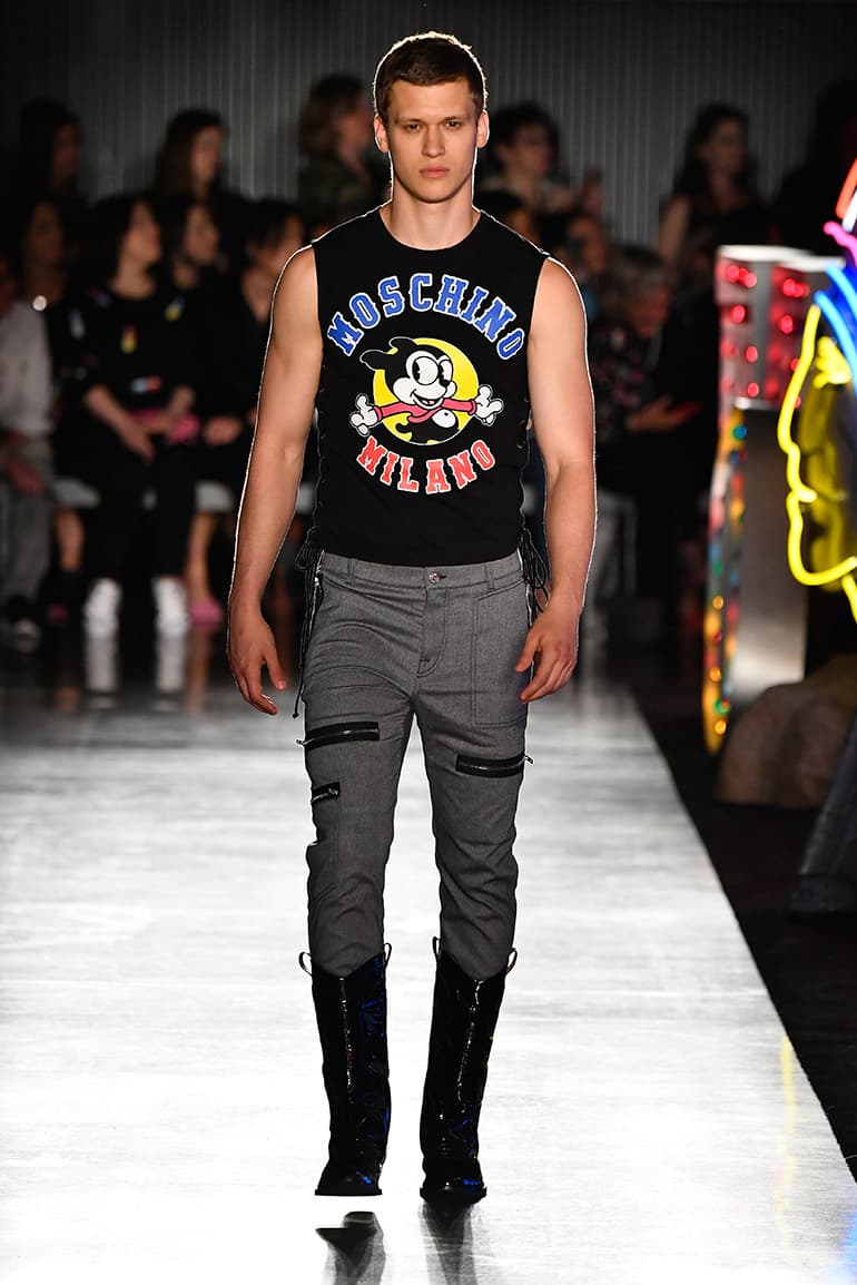 Moschino 2018 Spring/Summer at London Fashion Week Men's