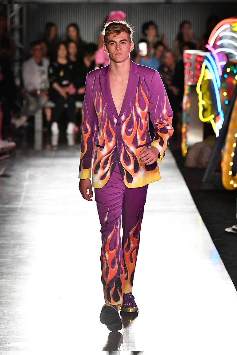 Moschino 2018 Spring/Summer at London Fashion Week Men's