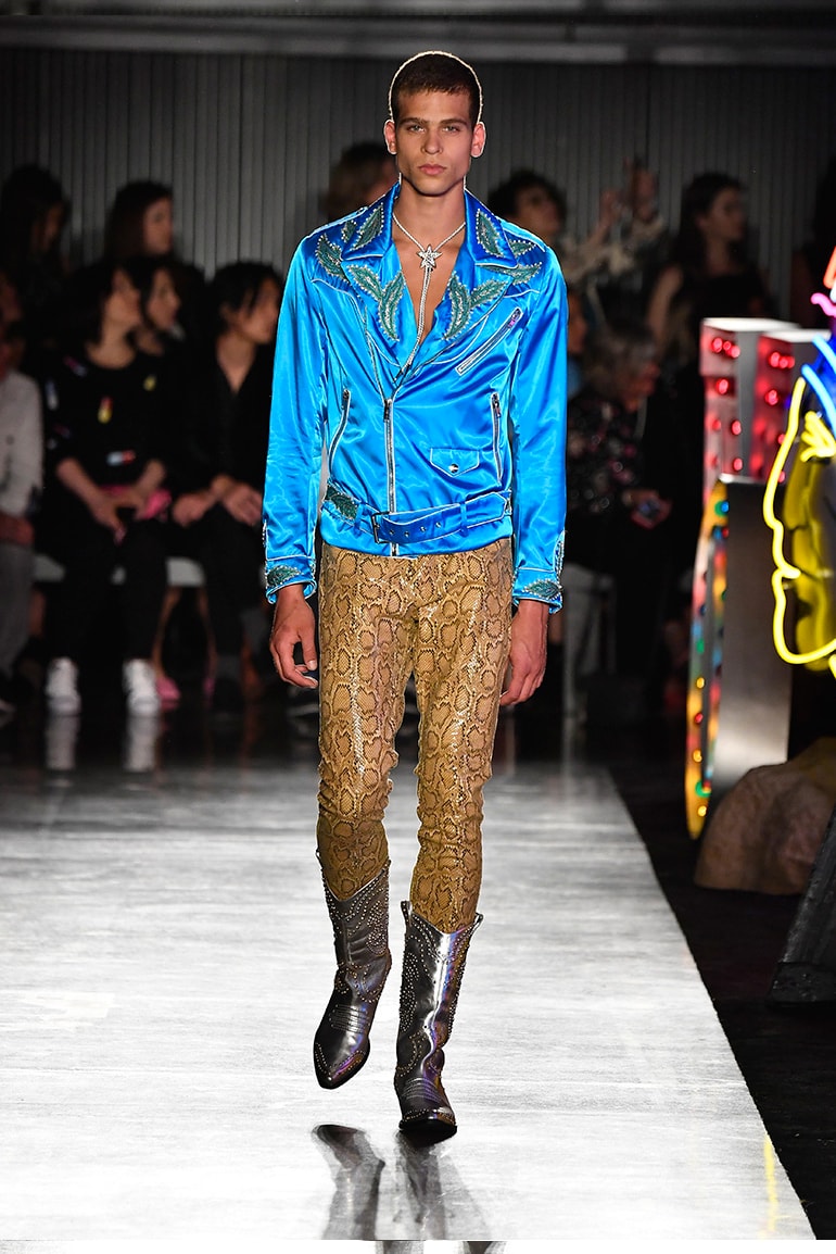 VERSACE Spring/Summer 2024 - Fucking Young!