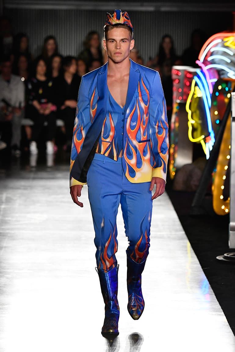 Moschino 2018 Spring/Summer at London Fashion Week Men's