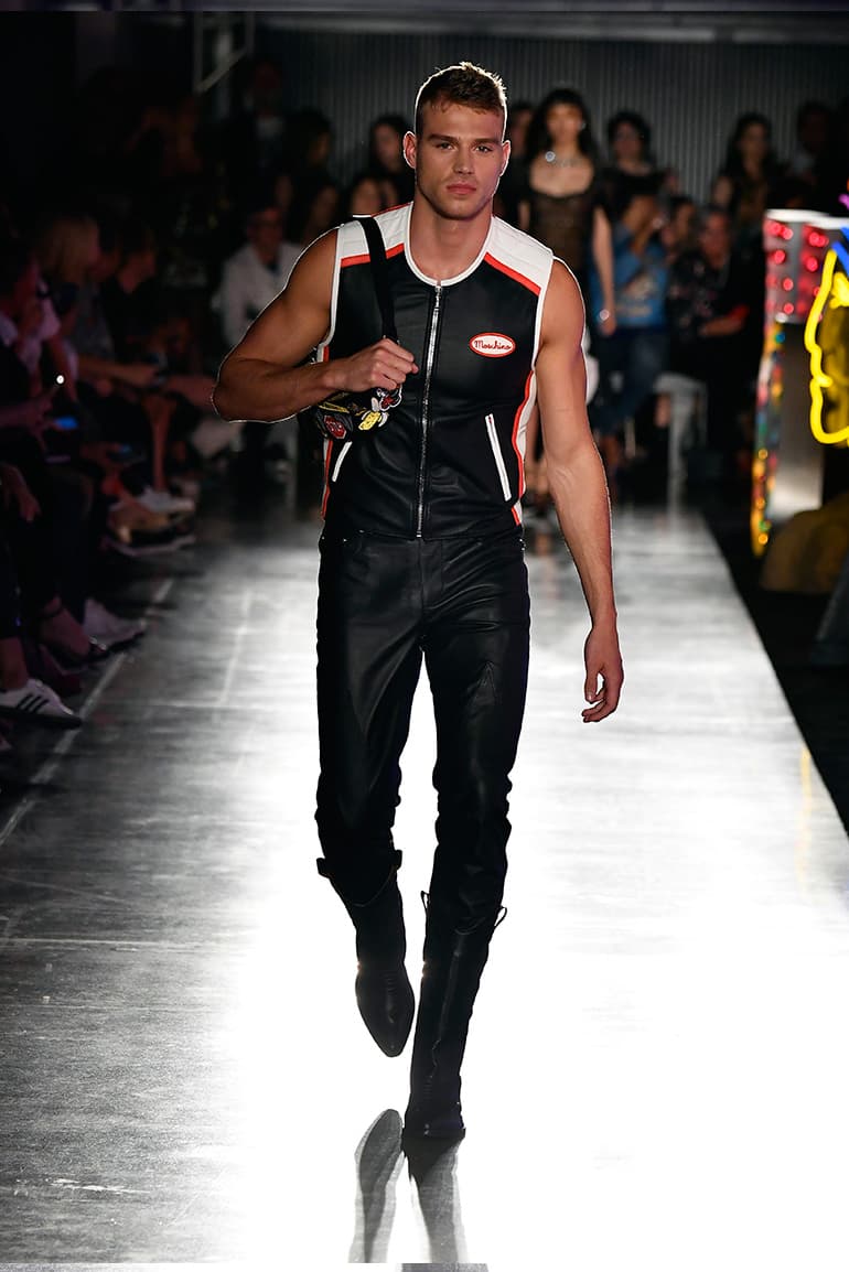 Moschino 2018 Spring/Summer at London Fashion Week Men's