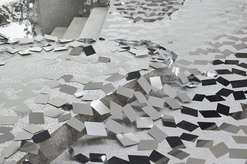 Nendo Japan Creates An Ivy of Mirrors at Sogetsu