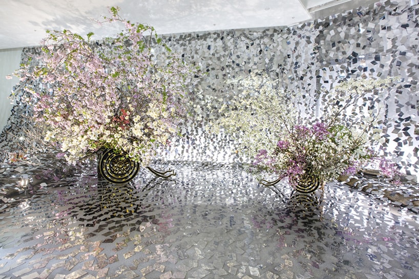 Nendo Japan Creates An Ivy of Mirrors at Sogetsu