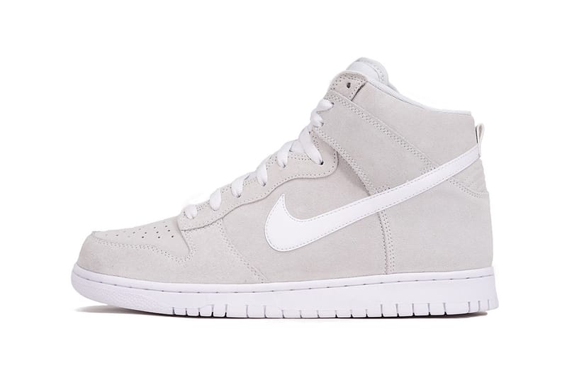 white suede dunks