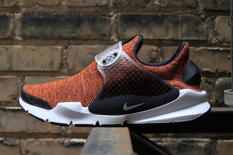 Nike Gives the Sock Dart SE a Knit Upgrade in Time for Summer