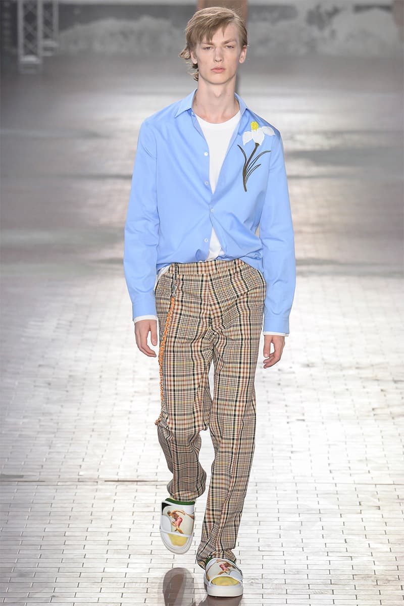 No. 21 Spring/Summer 2018 Collection Runway