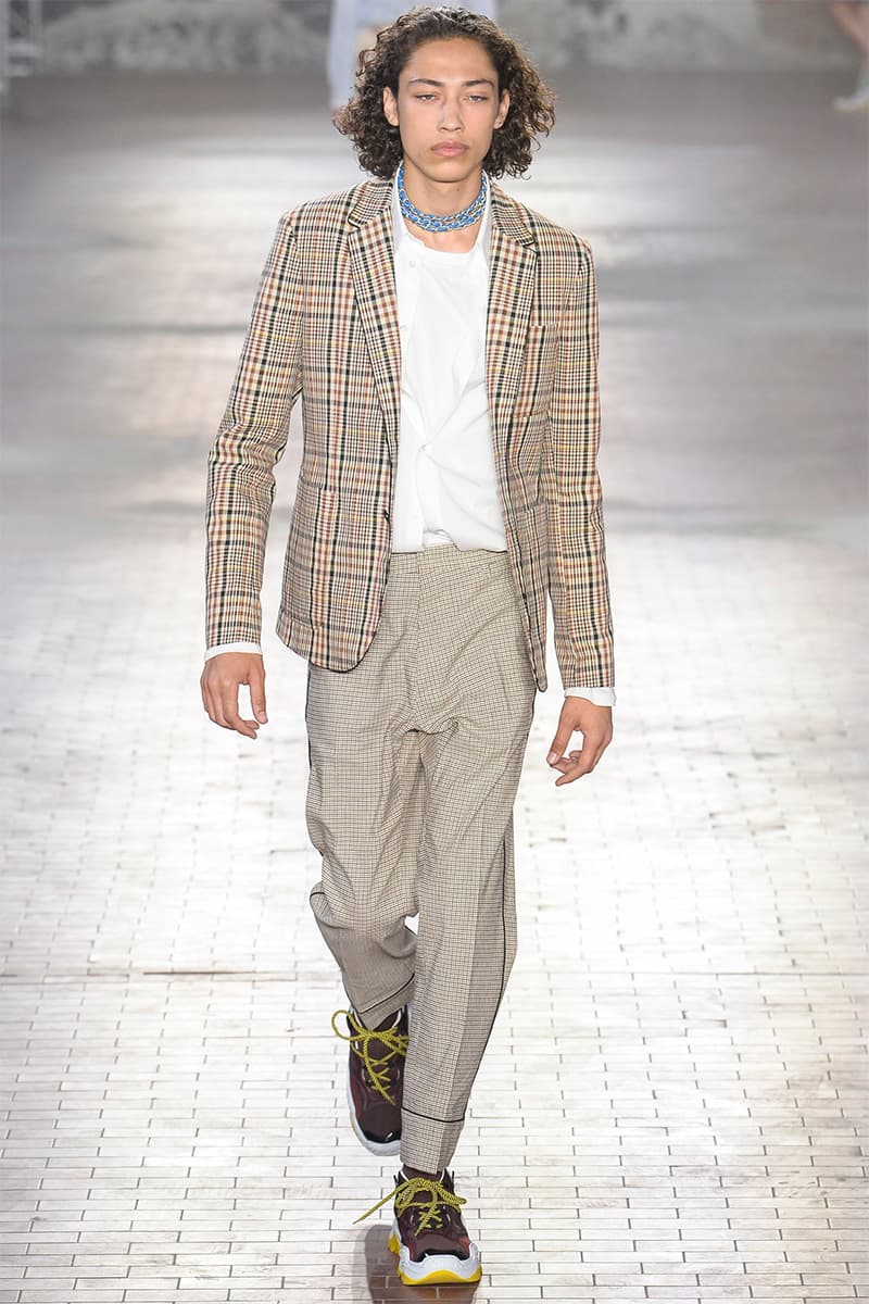 No. 21 Spring/Summer 2018 Collection Runway