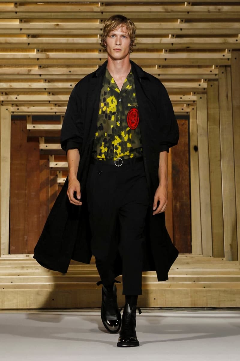 OAMC 2018 Spring/Summer Paris Fashion Week Men's Runway Show