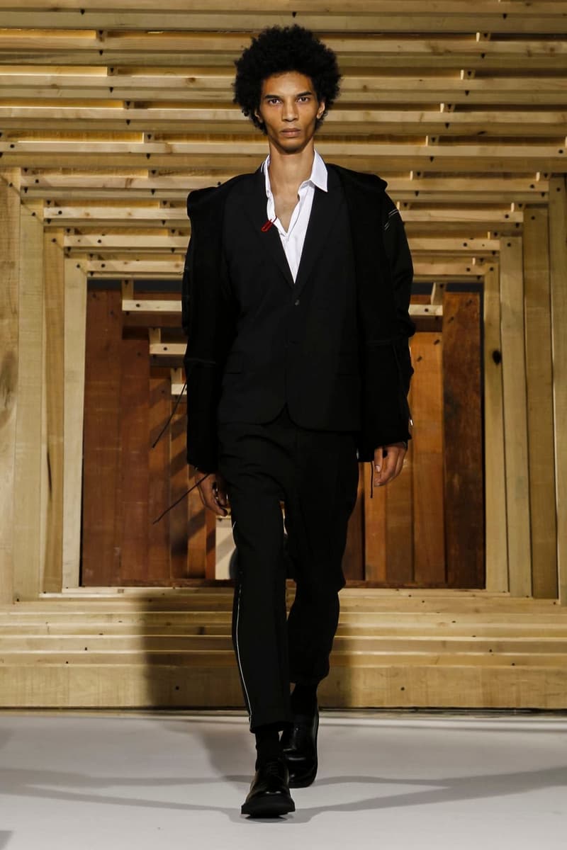 OAMC 2018 Spring/Summer Paris Fashion Week Men's Runway Show