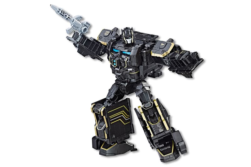 Paul Rodriguez Special Edition Primitive Skateboarding Transformer Transformers Last Knight Optimus Prime Skateboarding hover board comic-con San Diego