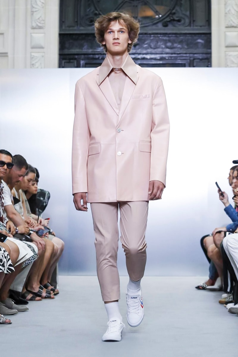 Sean Suen 2018 Spring Summer Collection Paris Fashion Week Runway Show