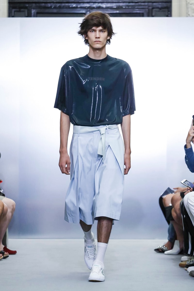 Sean Suen 2018 Spring Summer Collection Paris Fashion Week Runway Show