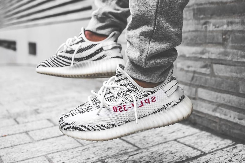 Kanye West x adidas Originals YEEZY BOOST 350 V2 Zebra