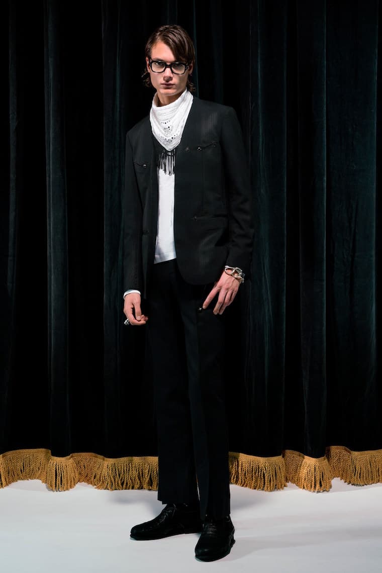TAKAHIROMIYASHITA the SoloIst. Takahiro Miyashita Fashion Clothing Apparel Luxury Black 2018 Spring Summer Collection Paris Fashion Week Men's