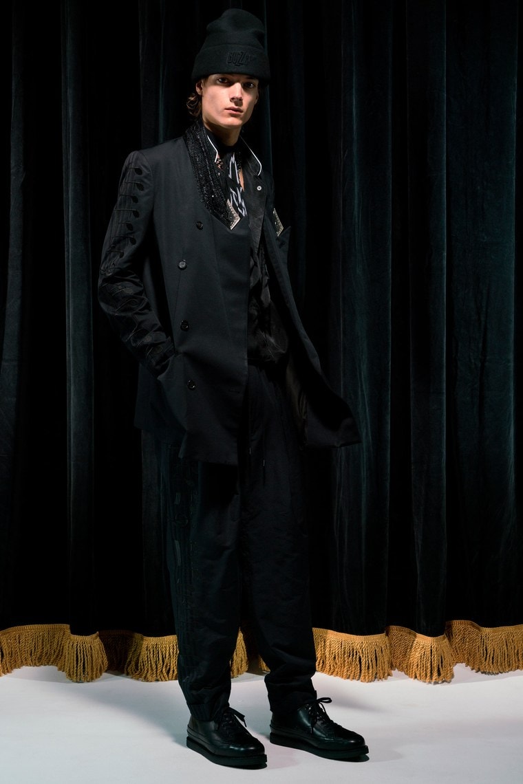TAKAHIROMIYASHITA the SoloIst. Takahiro Miyashita Fashion Clothing Apparel Luxury Black 2018 Spring Summer Collection Paris Fashion Week Men's