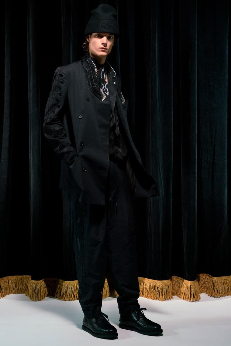 TAKAHIROMIYASHITA the SoloIst. Takahiro Miyashita Fashion Clothing Apparel Luxury Black 2018 Spring Summer Collection Paris Fashion Week Men's