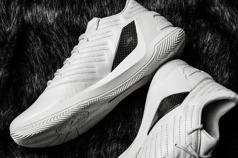 Under Armour Curry 3 Low White Ostrich Skin