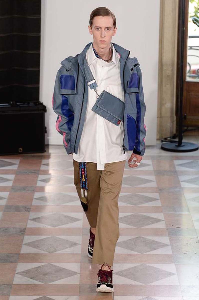 Valentino 2018 Spring/Summer Paris Fashion Week Men's Runway Show