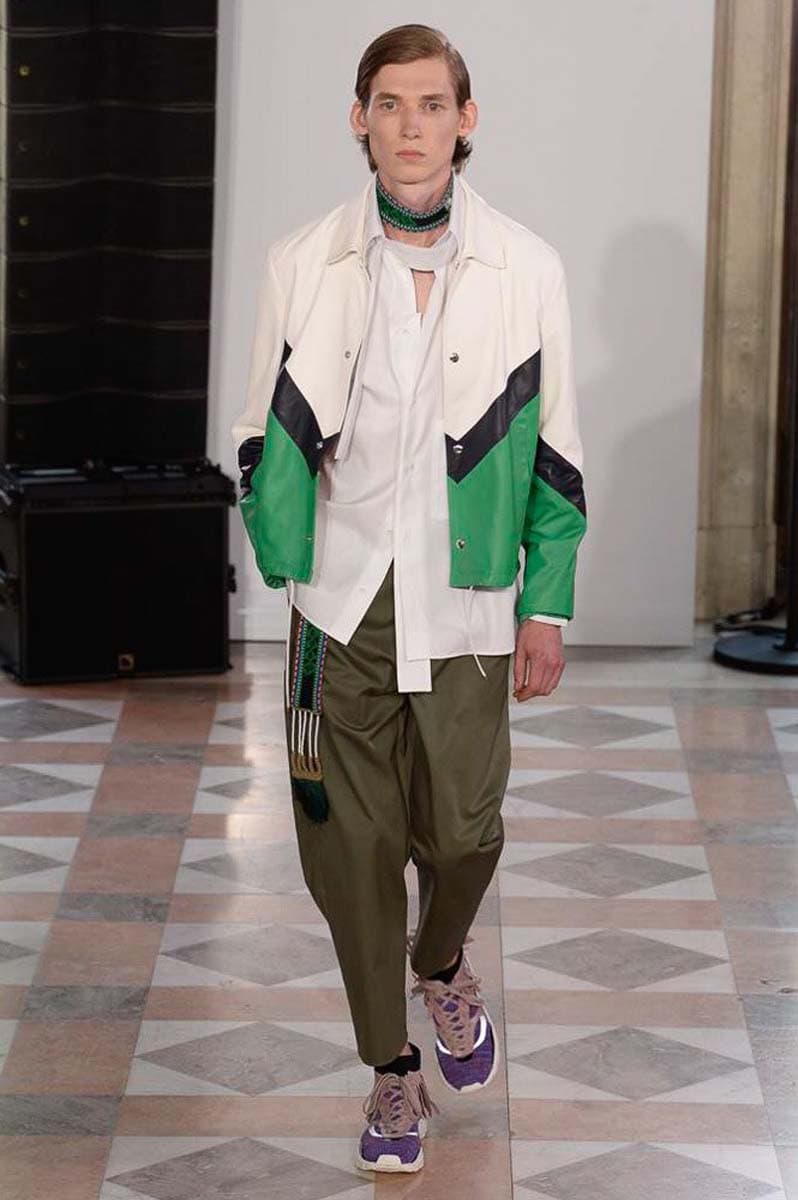 Valentino 2018 Spring/Summer Paris Fashion Week Men's Runway Show