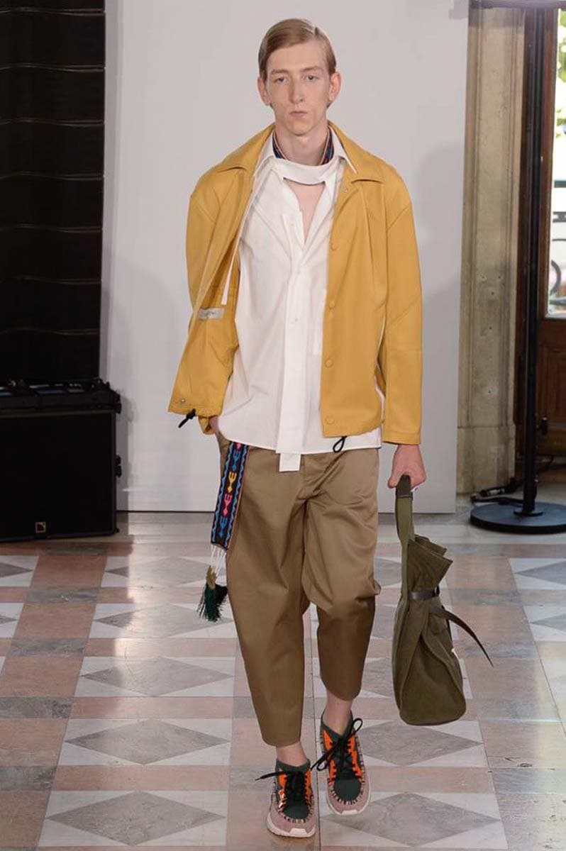 Valentino 2018 Spring/Summer Paris Fashion Week Men's Runway Show