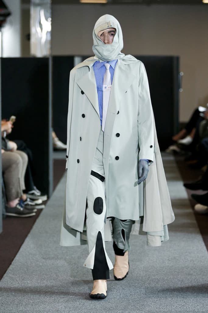 Xander Zhou 2018 Spring/Summer Collection Runway Show London Fashion Week Men's