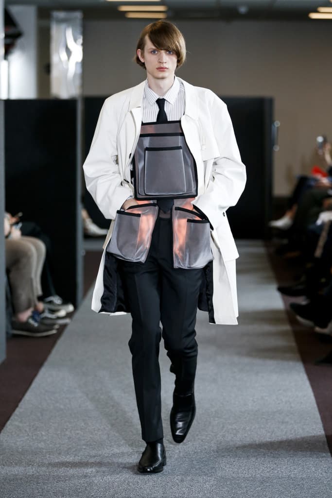 Xander Zhou 2018 Spring/Summer Collection Runway Show London Fashion Week Men's