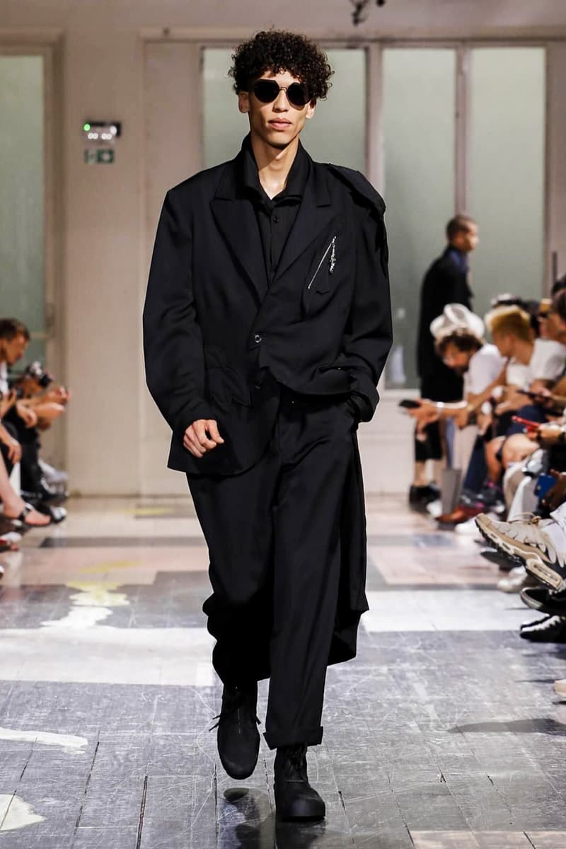 Yohji Yamamoto 2018 Spring Summer Collection Paris Fashion Week Men's Runway Show