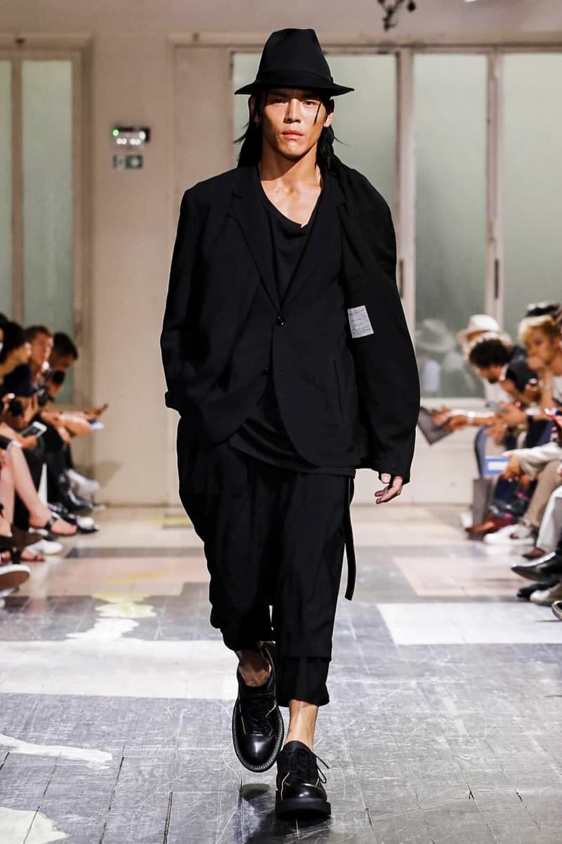 Yohji Yamamoto 2018 Spring Summer Collection Paris Fashion Week Men's Runway Show