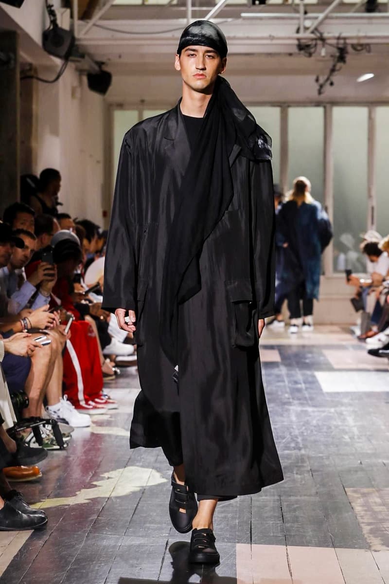 Yohji Yamamoto 2018 Spring Summer Collection Paris Fashion Week Men's Runway Show