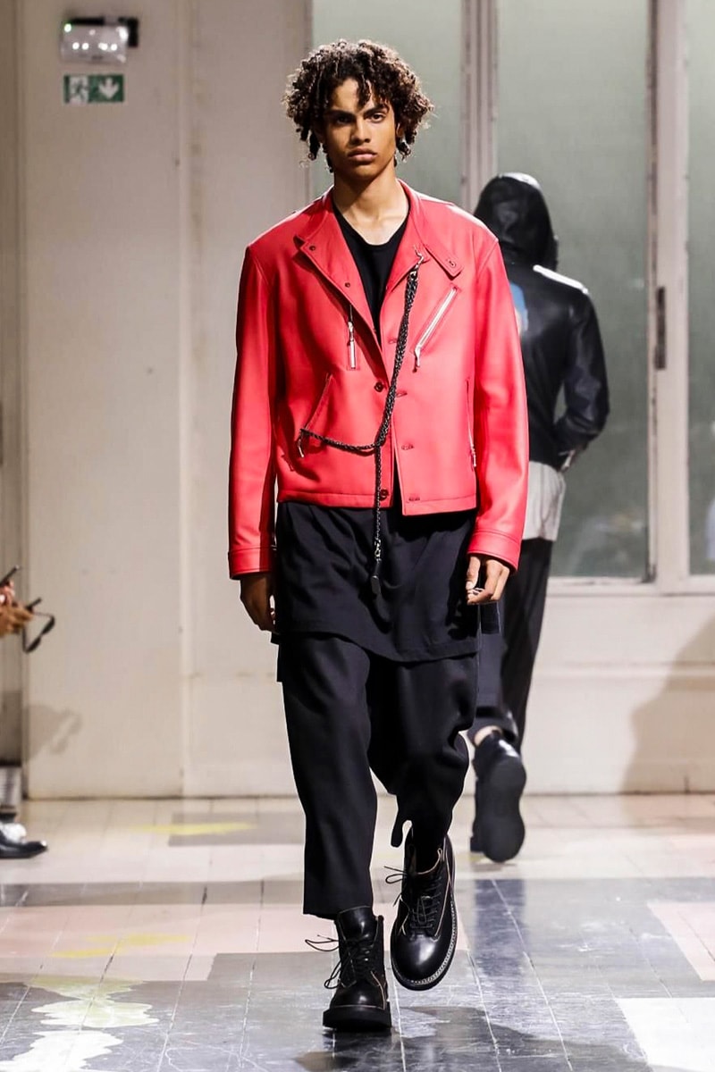 Yohji Yamamoto 2018 Spring Summer Collection Paris Fashion Week Men's Runway Show