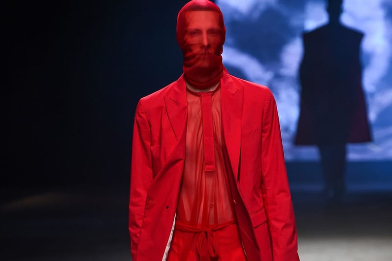 Yoshio Kubo's 2018 Spring/Summer Collection Shines With Drapey Goodness