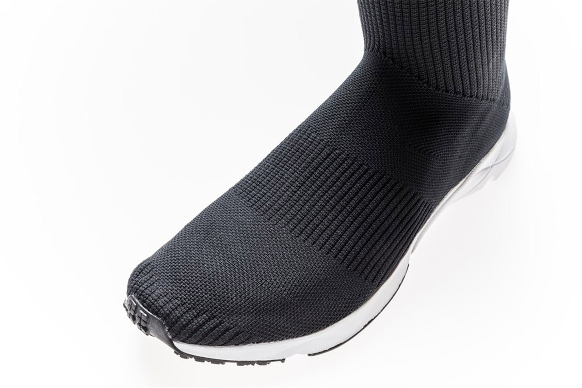 Reebok Introduces Its Sock Runner Ultraknit