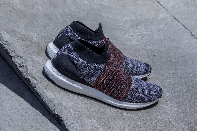 adidas Laceless UltraBOOST Triple White