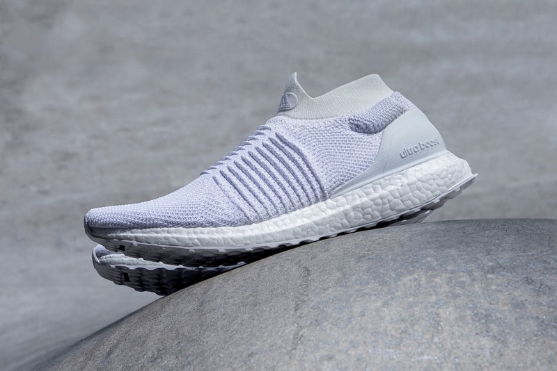 adidas Laceless UltraBOOST Triple White