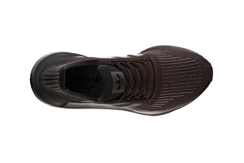 adidas Originals Swift Run "Triple Black"