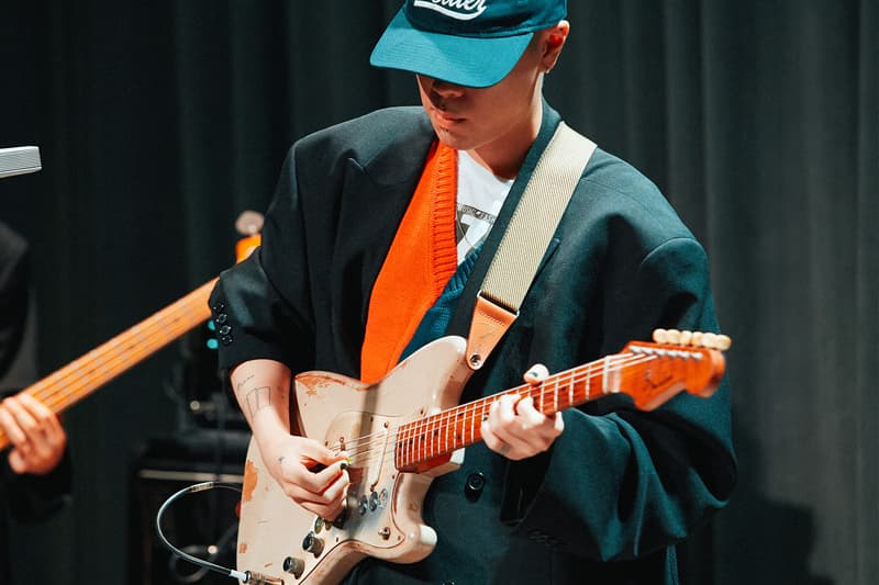 Beats by Dre Luke Wood Hyukoh Interview frontman Hyuk playing guitar
