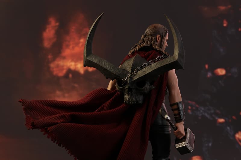 Hot Toys Thor Ragnarok Justice League Releases