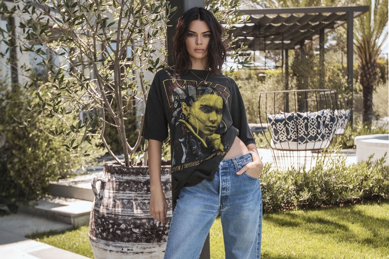 KENDALL + KYLIE Vintage 2pac T-shirts