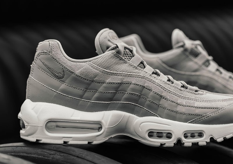 Nike Air Max 95 Premium "Cobblestone Grey"